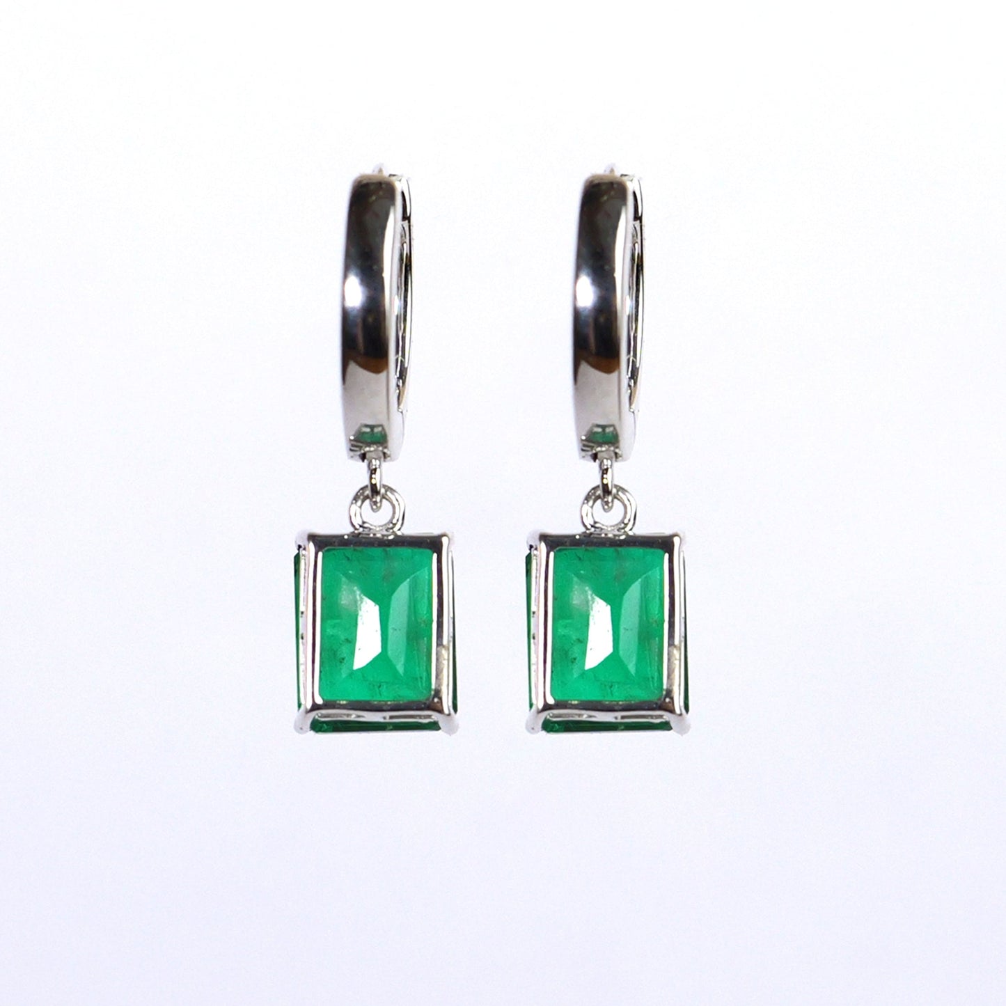 CLASSIC SQUARE EARRINGS- EMERALD(S)