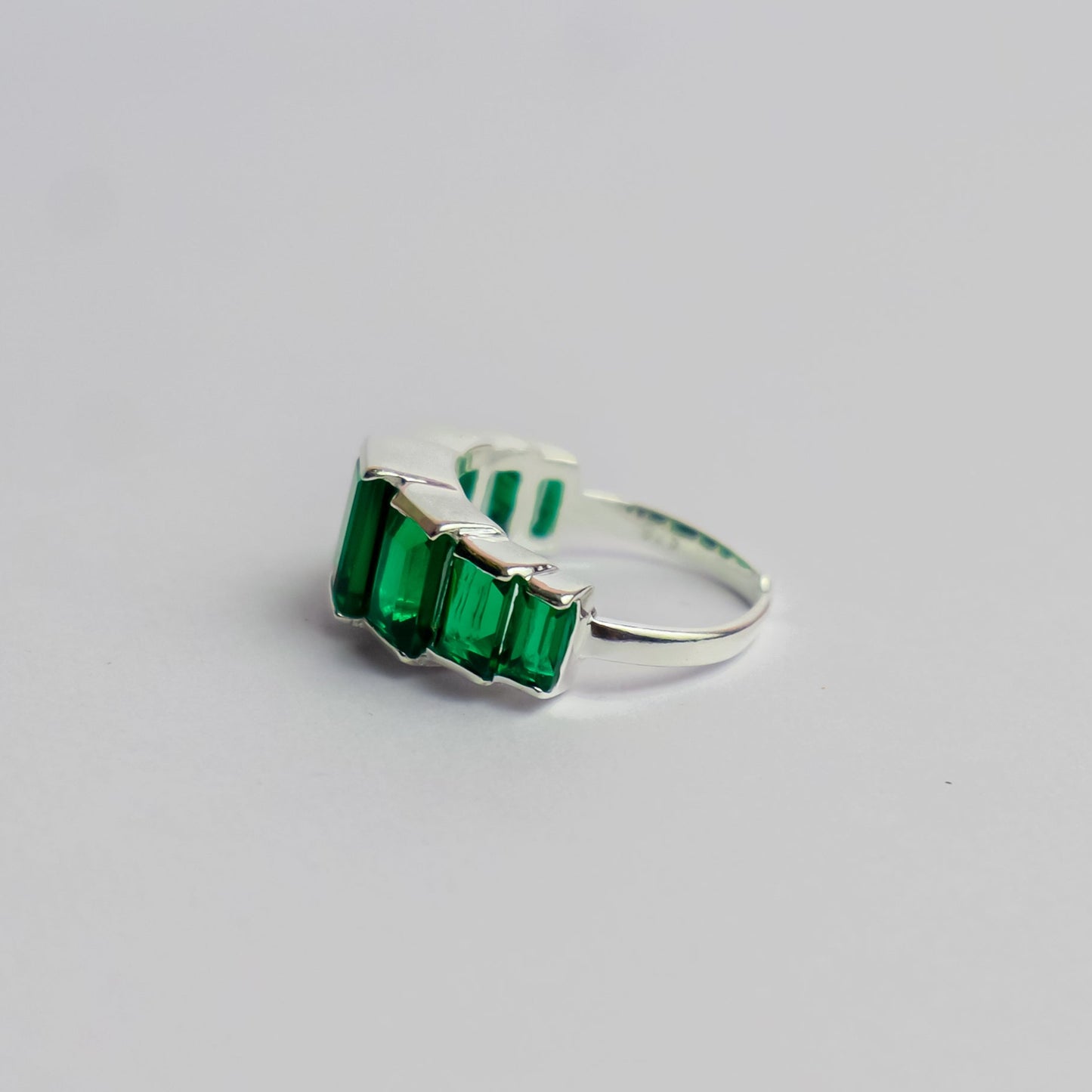 STEP STACK RING ADJUSTABLE- EMERALD(S)