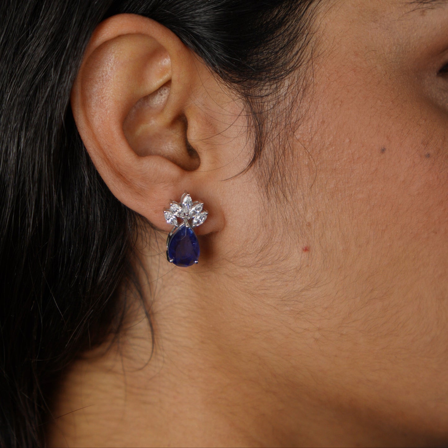 SCARLET EARRINGS- TOPAZ(S)
