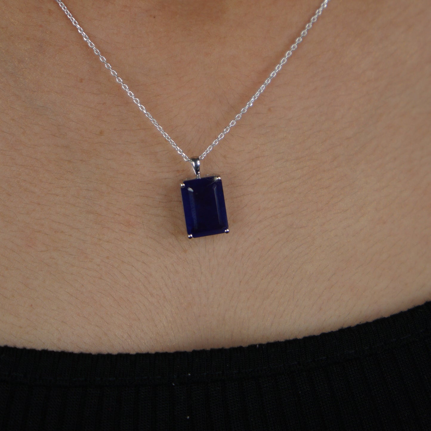 SOLO PENDANT - TOPAZ(S)