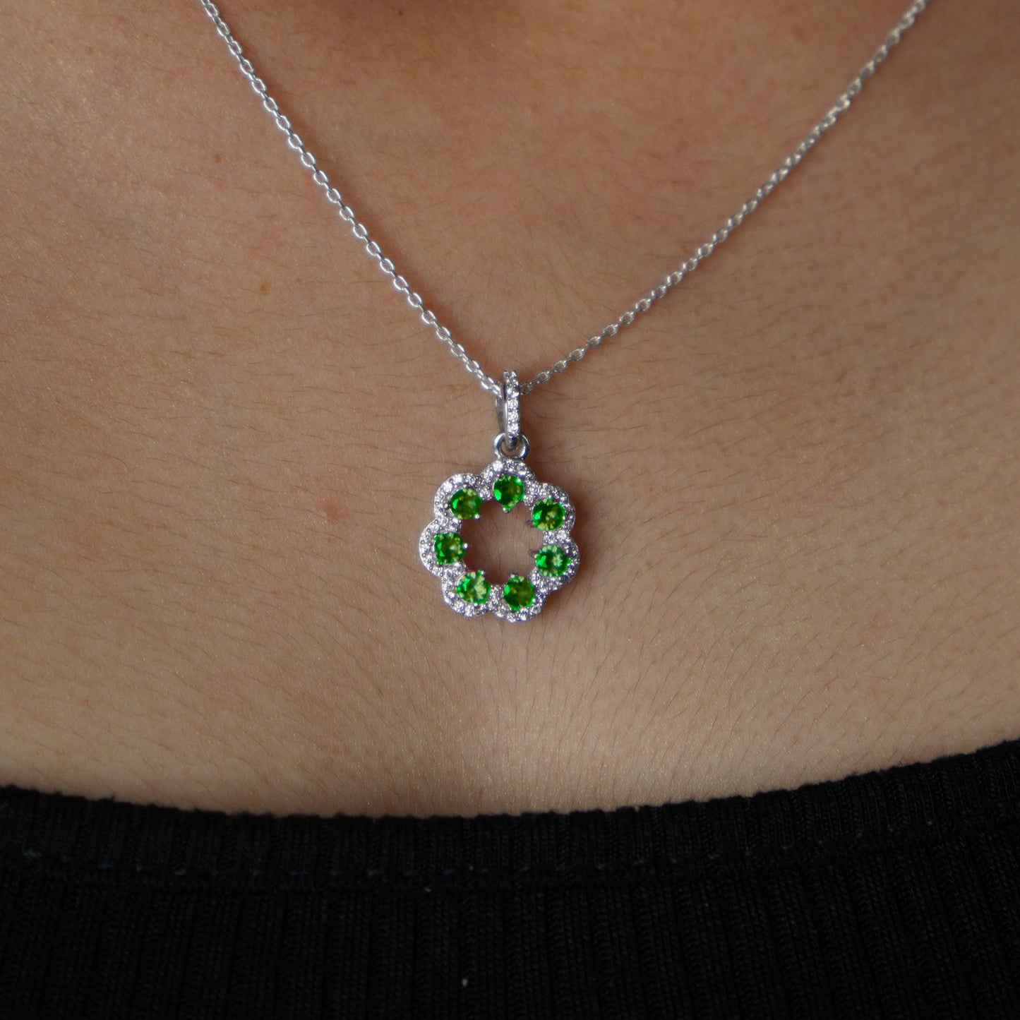 BLOOM PENDANT- EMERALD