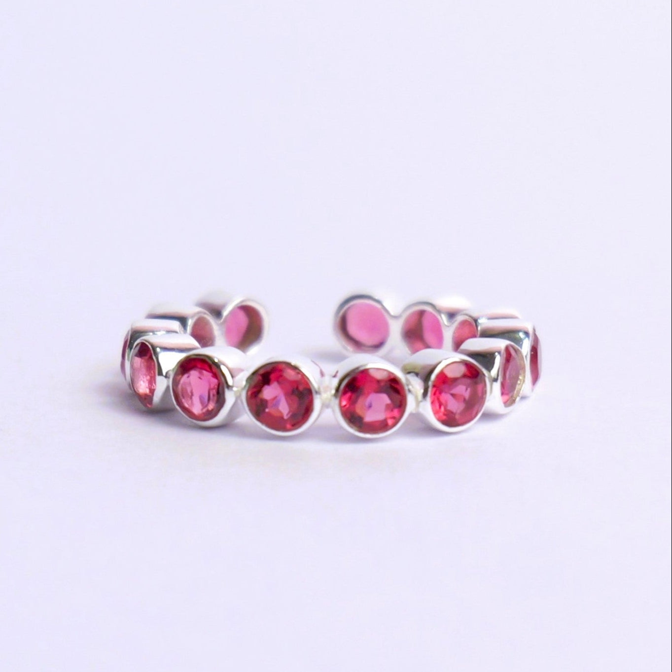 BEZEL RING ADJUSTABLE- RUBY(S)
