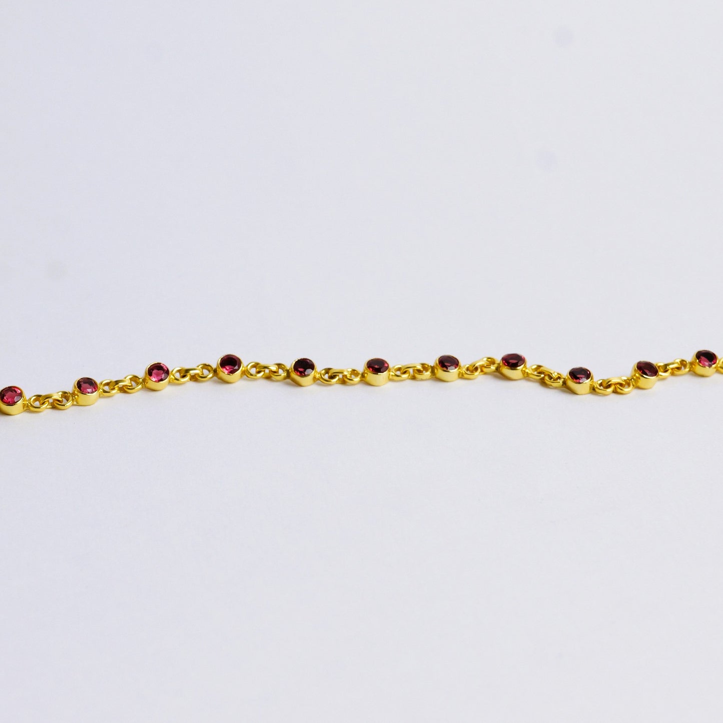 DEWDROP BRACELET- RUBY(G)