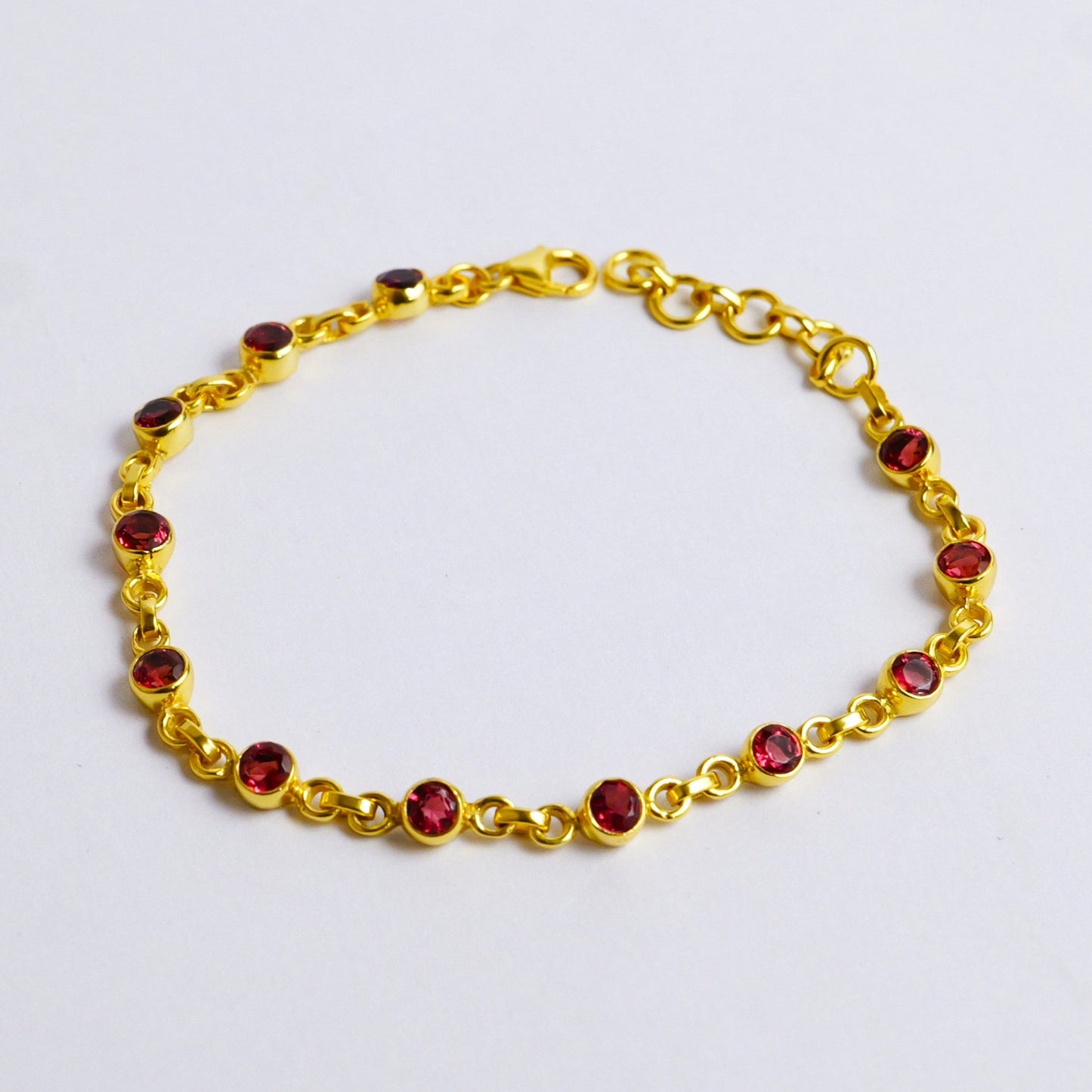 DEWDROP BRACELET- RUBY(G)