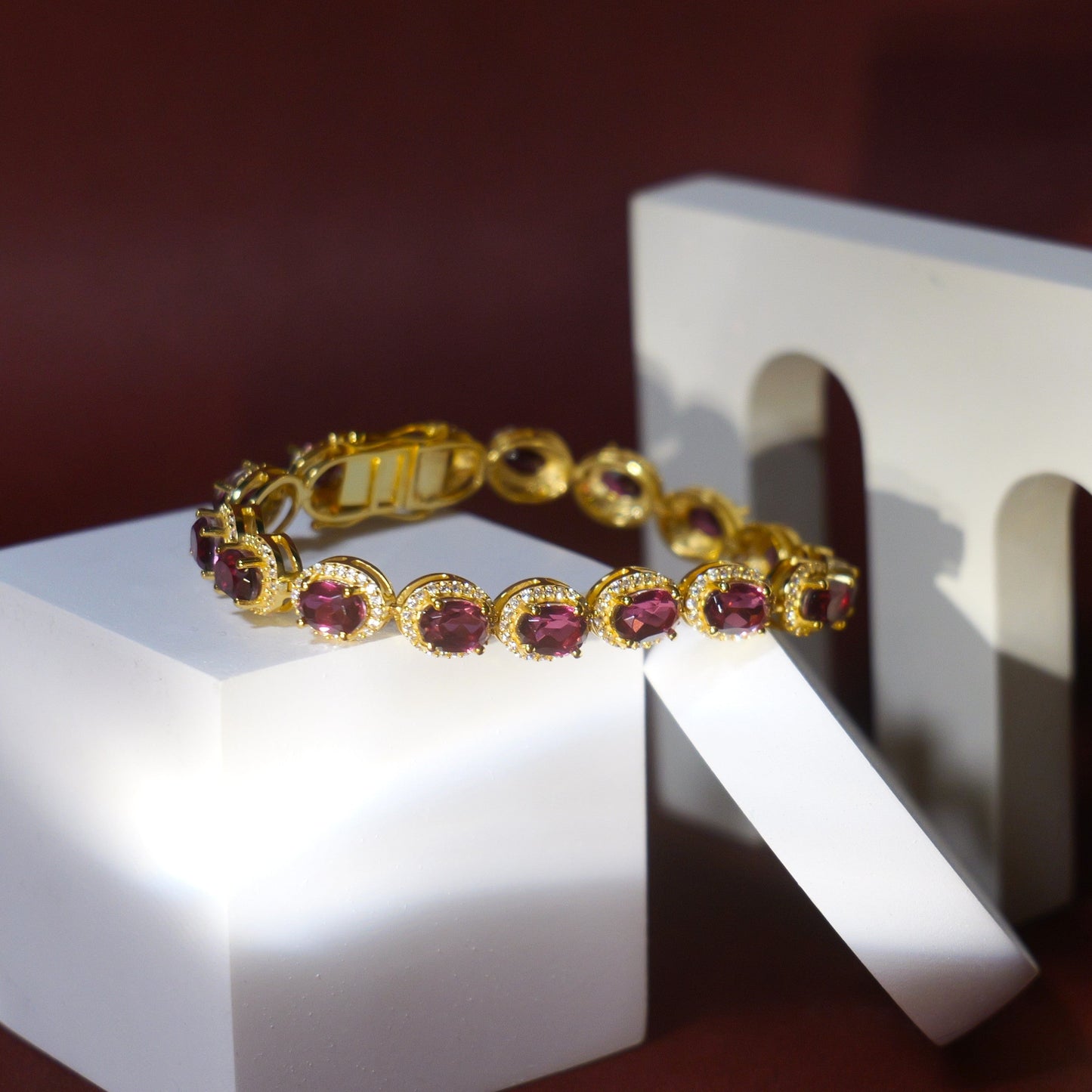 SIGNATURE OVAL BRACELET- RHODOLITE(G)