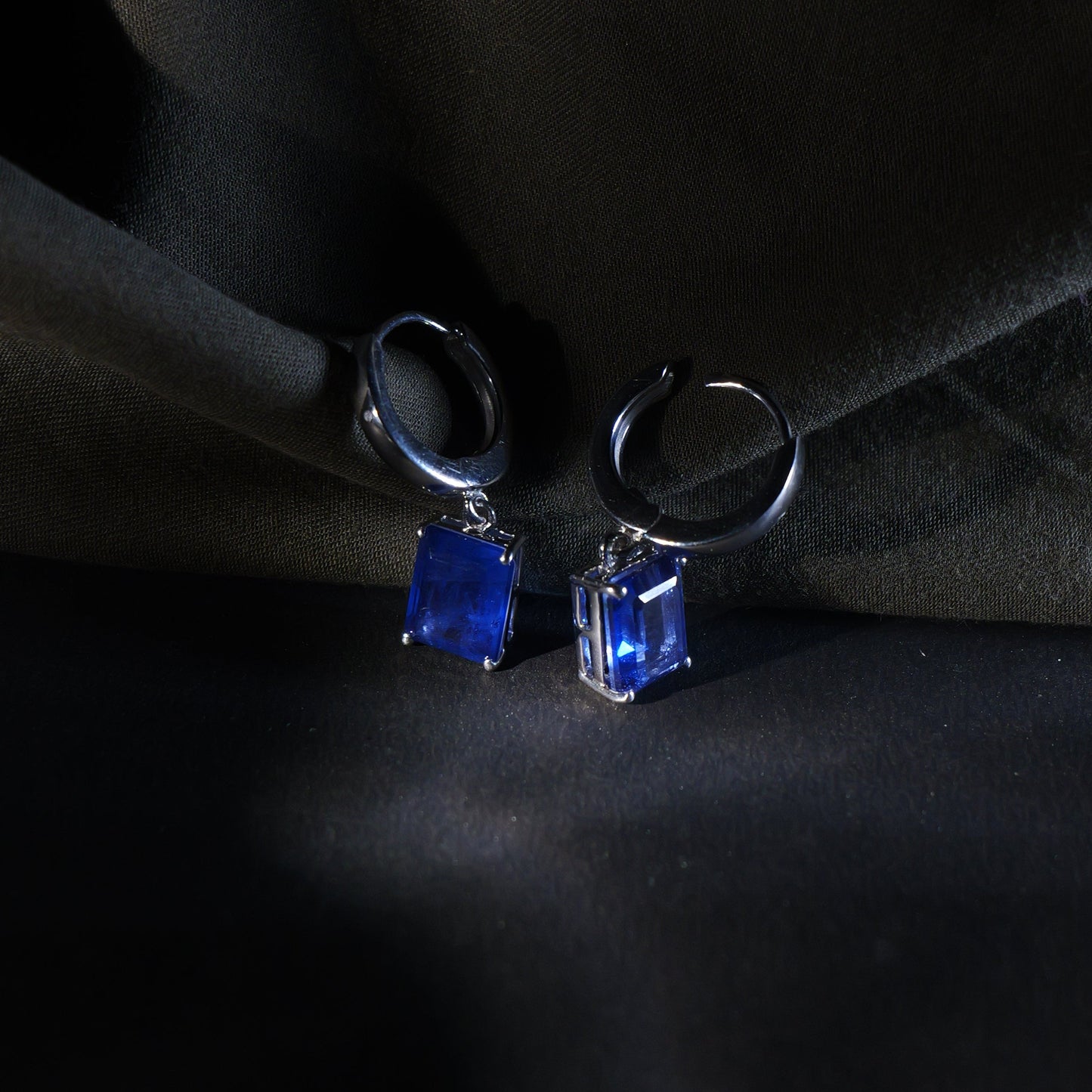 CLASSIC SQUARE EARRINGS- TOPAZ(S)