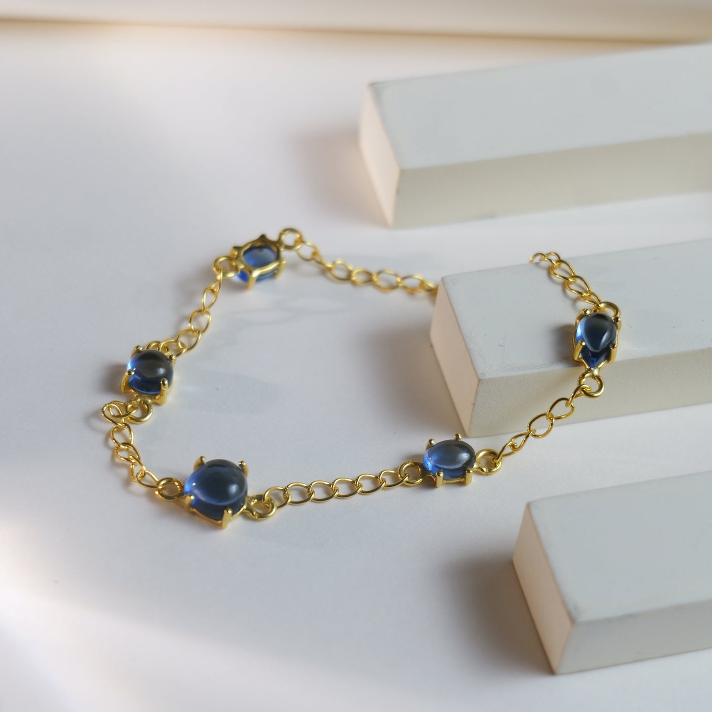 PENTA STONE BRACELET- TOPAZ(G)