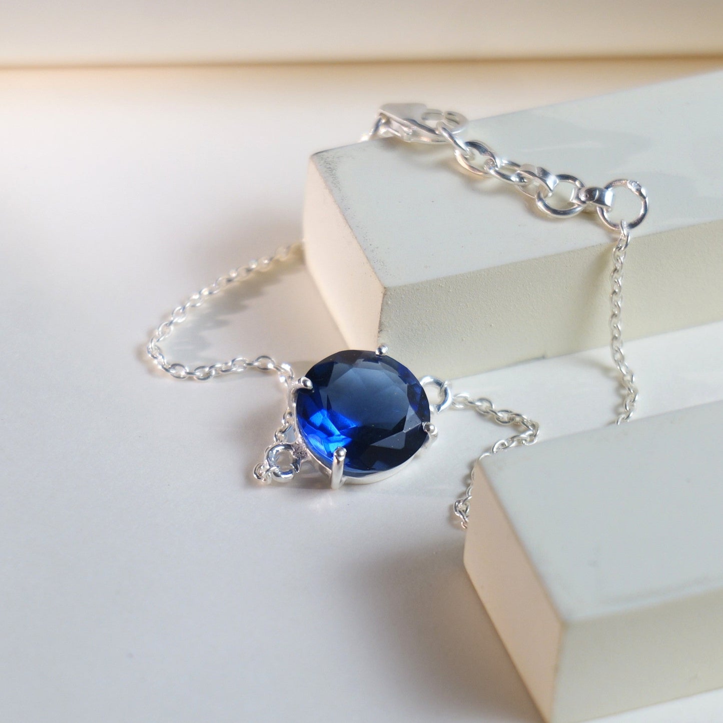 SOLOIST BRACELET- TOPAZ(S)
