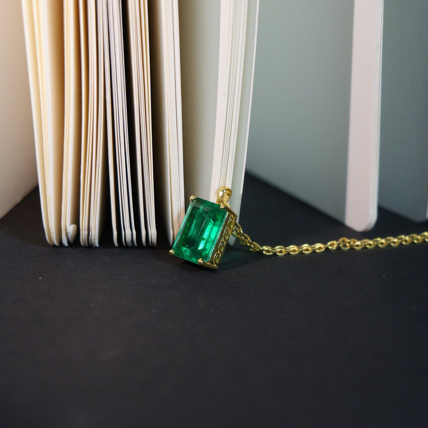 SOLO PENDANT - EMERALD(G)