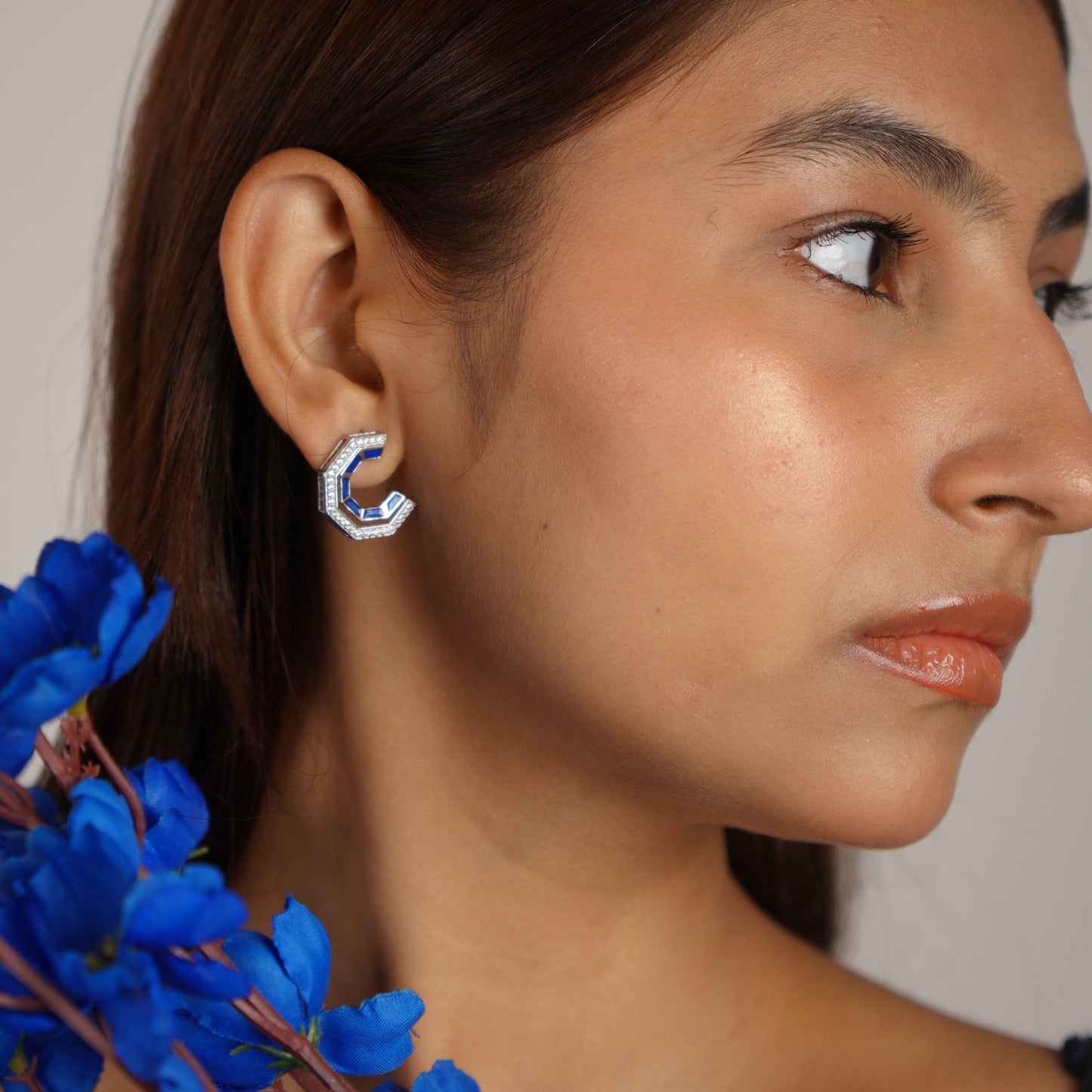 CUT EARRINGS- BLUE