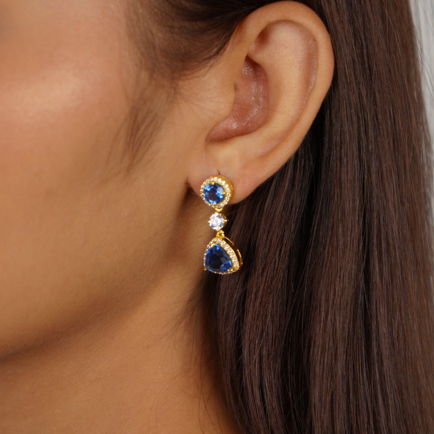 VELVET DROP EARRINGS- TOPAZ(G)
