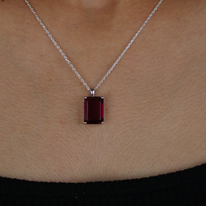 SOLO PENDANT - RHODOLITE(S)