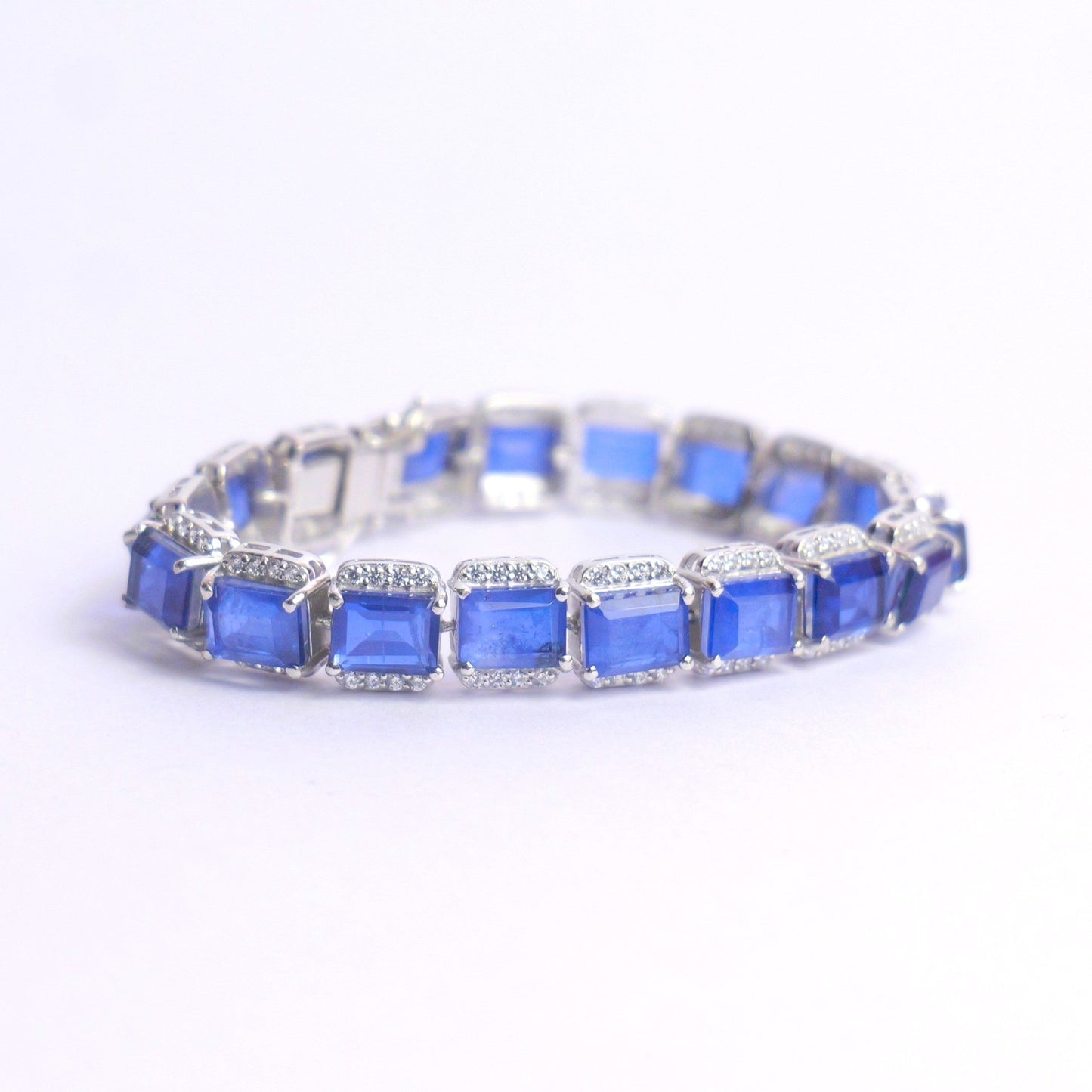 SIGNATURE TENNIS BRACELET- TOPAZ