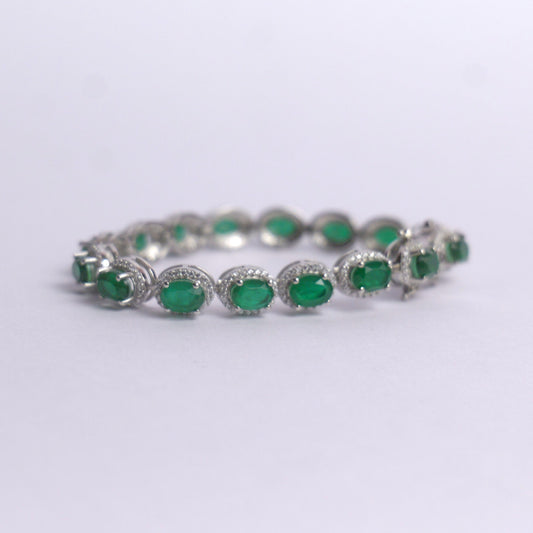 SIGNATURE OVAL BRACELET- EMERALD(S)