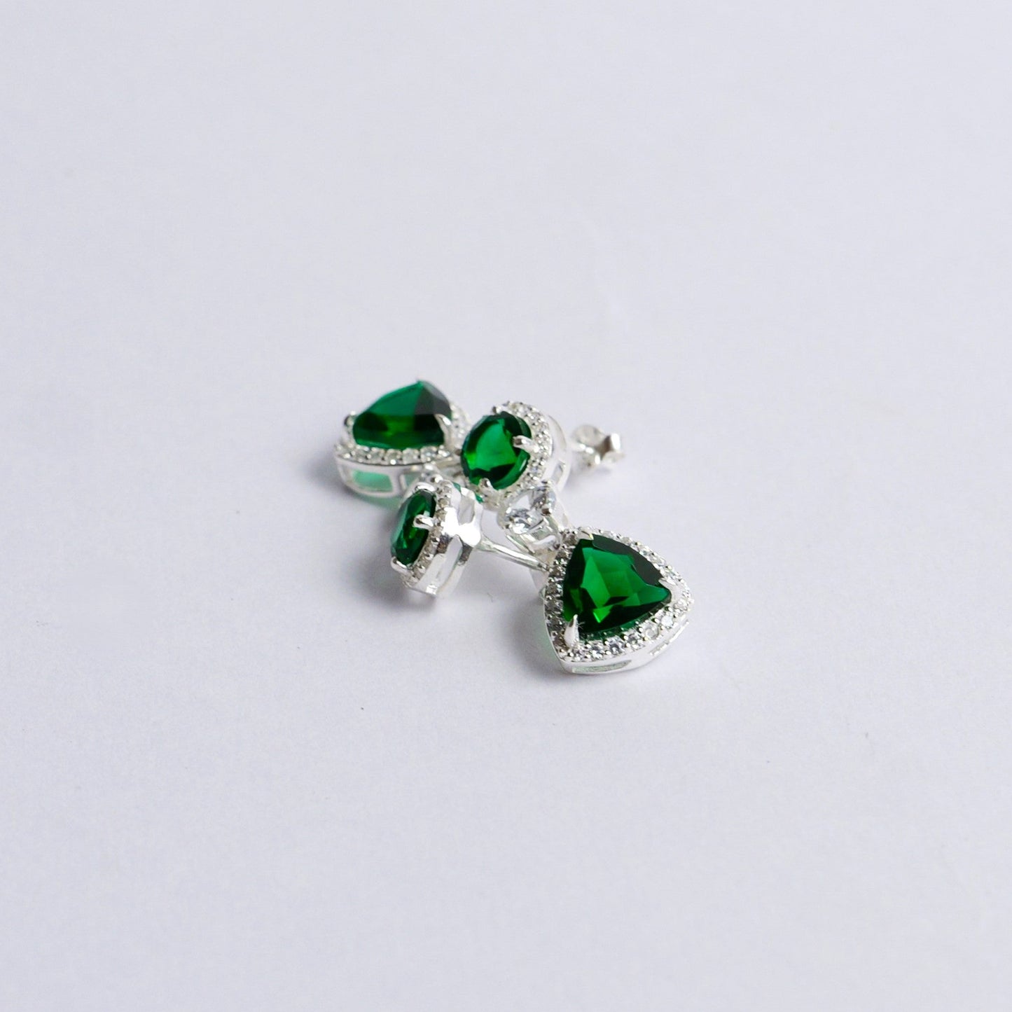 VELVET DROP EARRINGS- EMERALD(S)