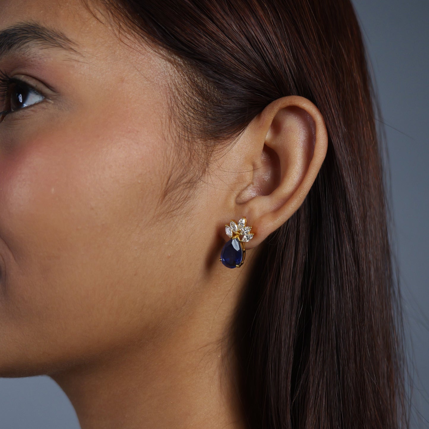 SCARLET EARRINGS- TOPAZ(G)