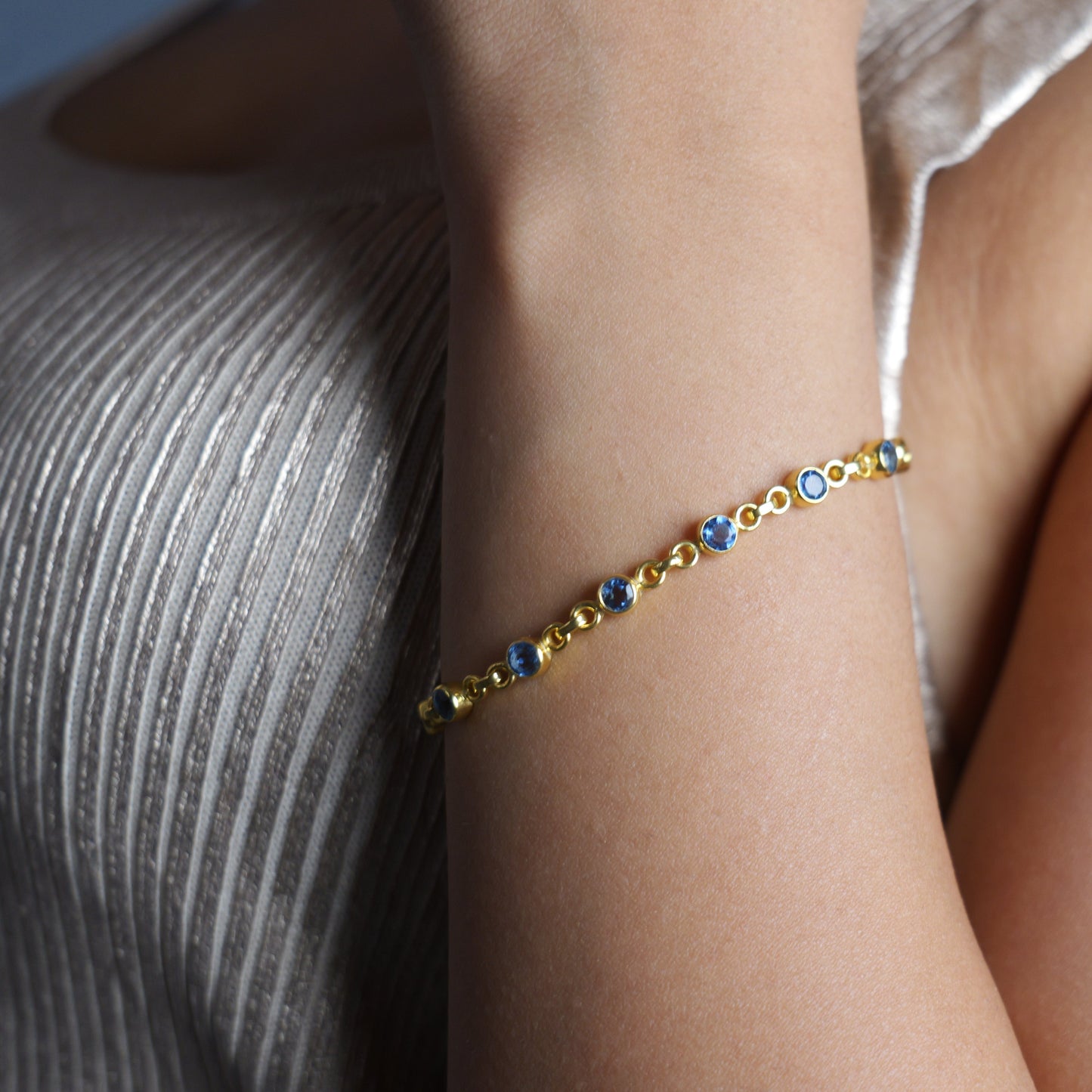 DEWDROP BRACELET- TOPAZ(G)