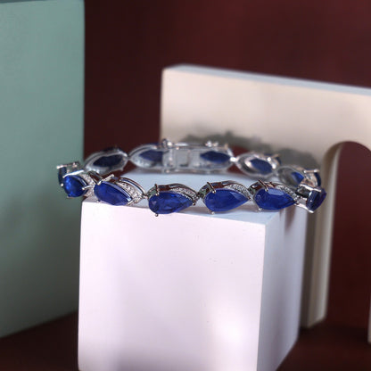 SIGNATURE TEARCUT BRACELET- TOPAZ(S)
