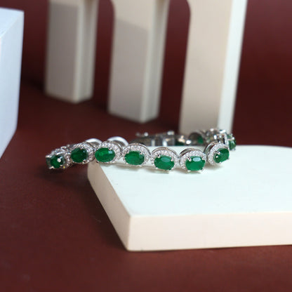 SIGNATURE OVAL BRACELET- EMERALD(S)