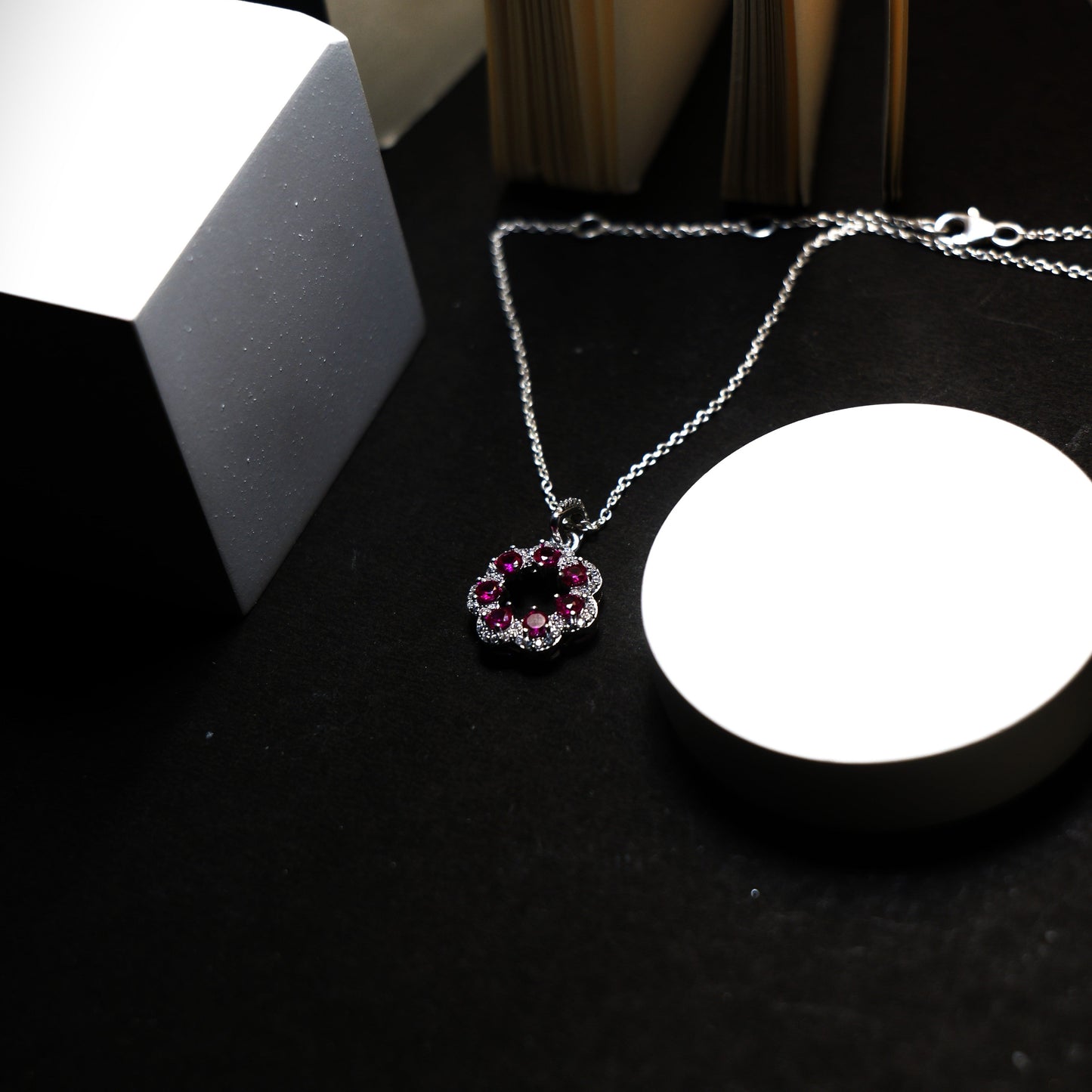 BLOOM PENDANT- PINK SAPPHIRE