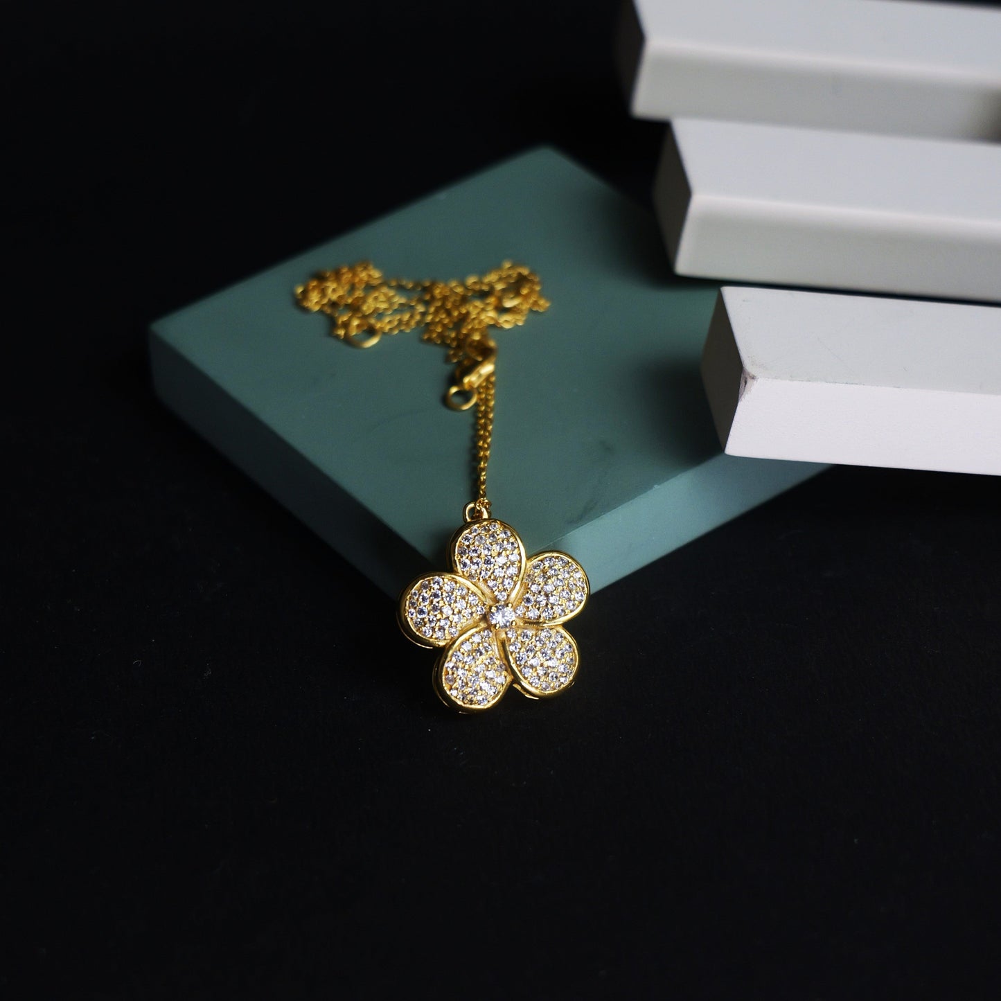 FLORETTE PENDANT- GOLD
