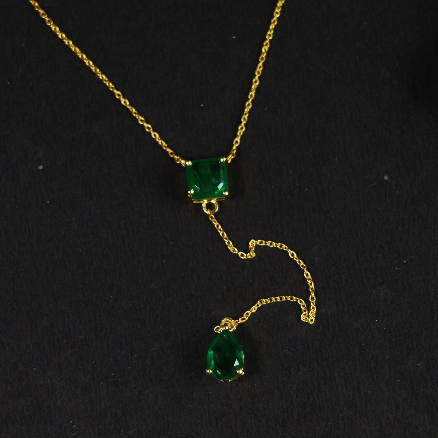 TWIN PENDANT -EMERALD